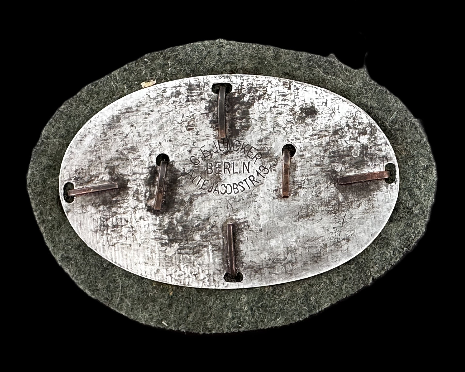 Imperial German Maxim Machine Gunner’s Arm Shield Badge – WWI