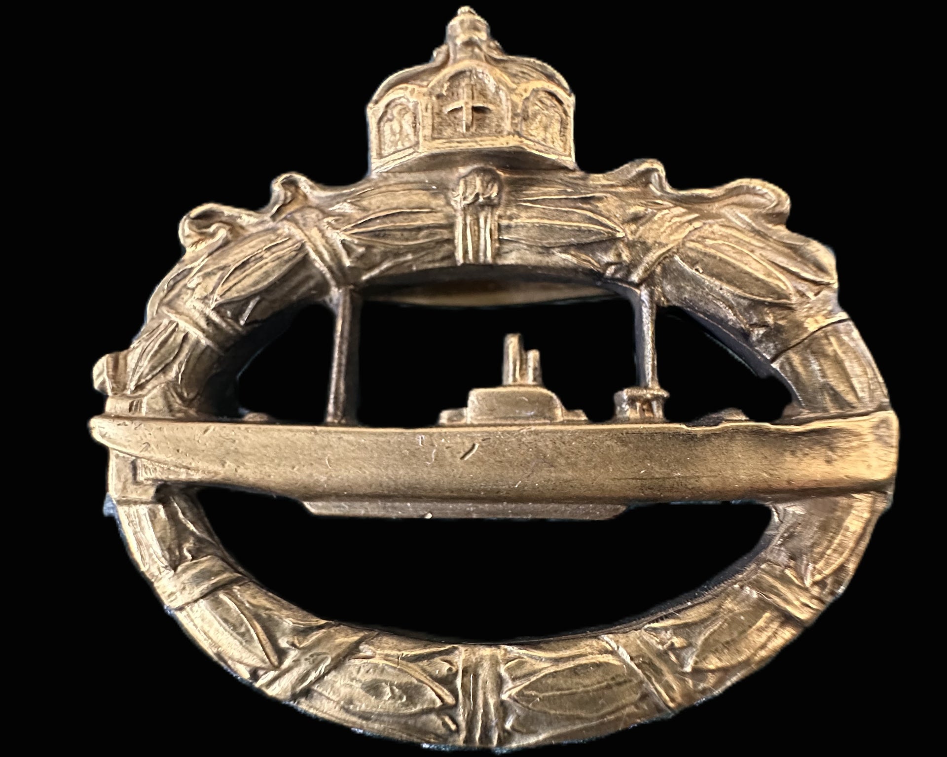 Imperial German U-Boat War Badge (U-Boots-Kriegsabzeichen) – WWI Era, “G” Marked Maker Variant