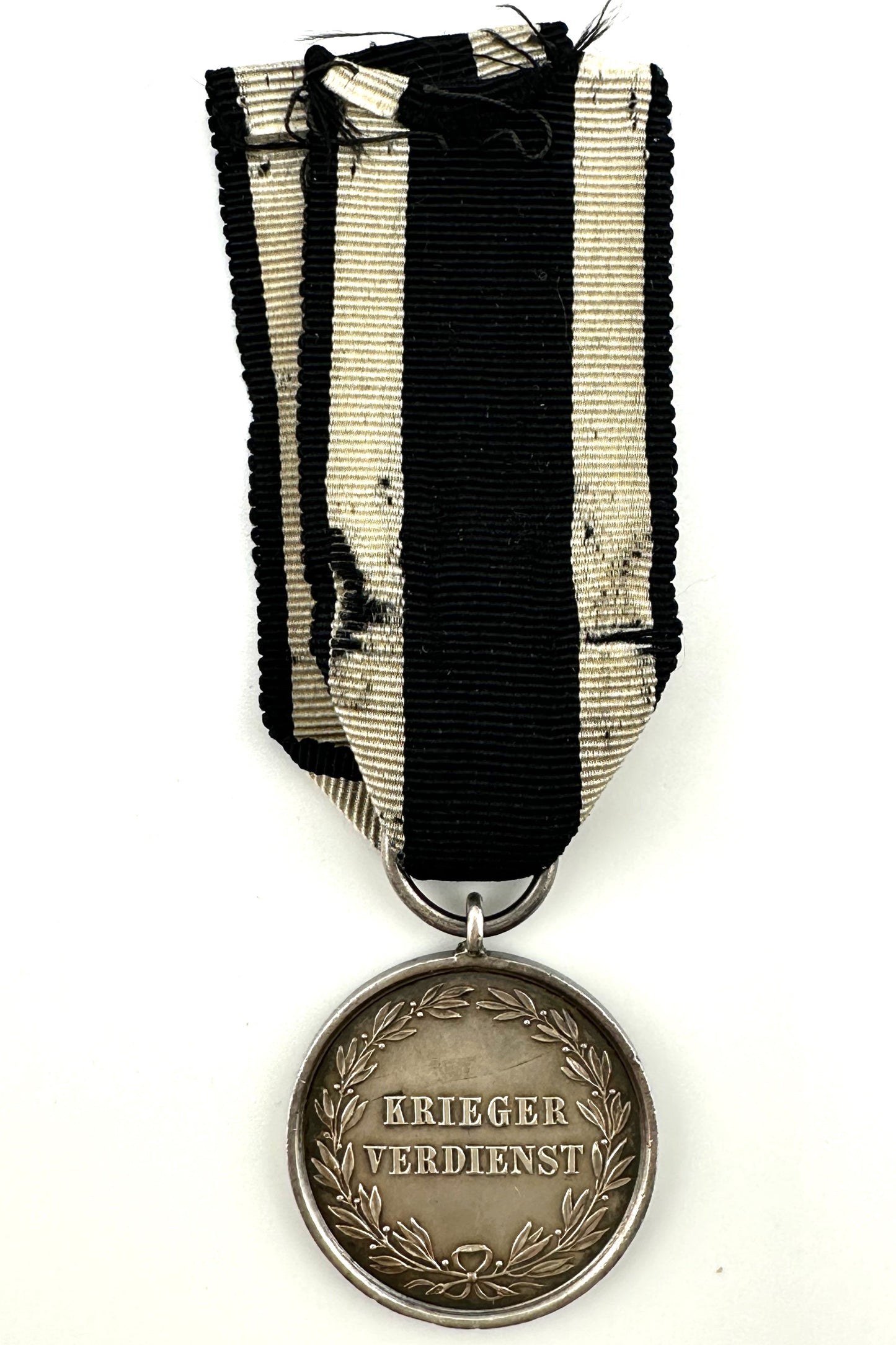 Prussian Krieger Verdienst (War Service) Medal - Derrittmeister Militaria Group