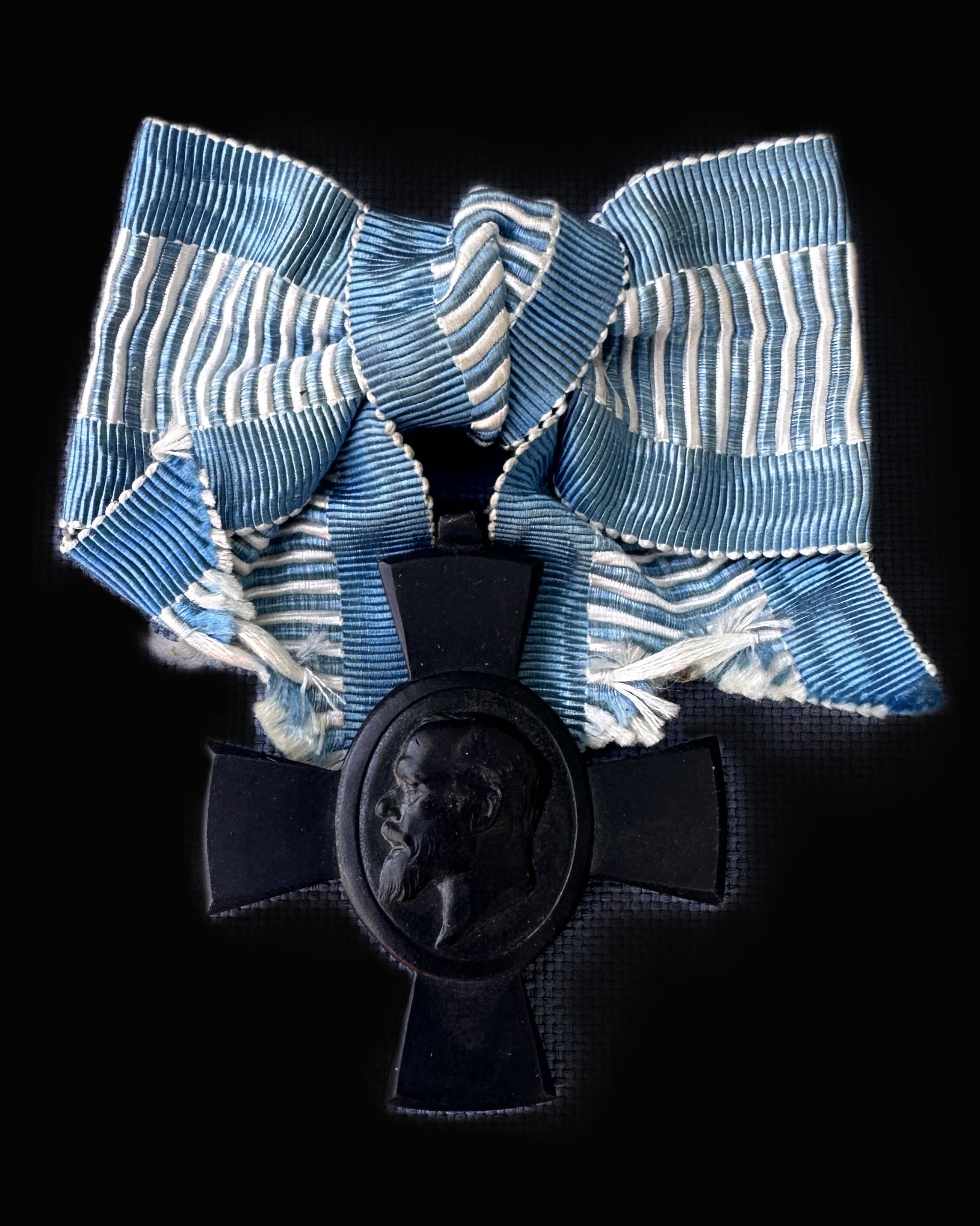 SAXON MERIT CROSS FOR WOMEN AND GIRLS – WWI BLACK ISSUE – 7 OCTOBER 1916