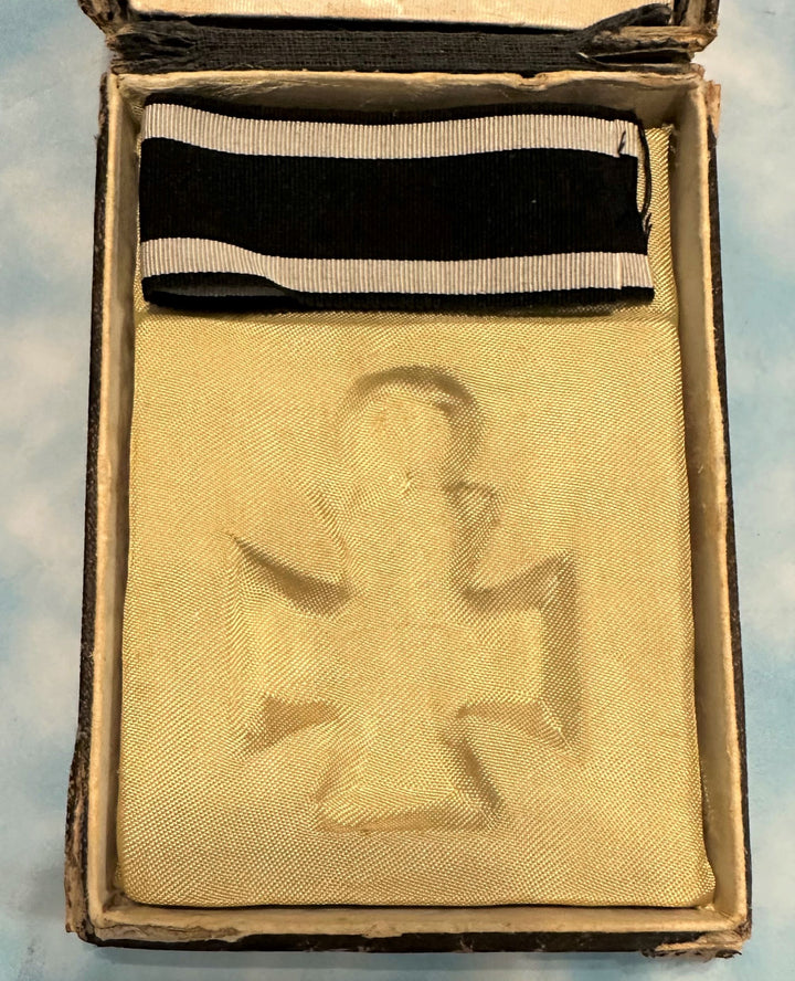 German 1914 Iron Cross 2nd Class in Original Presentation Case - Exceptional Condition - Derrittmeister Militaria Group