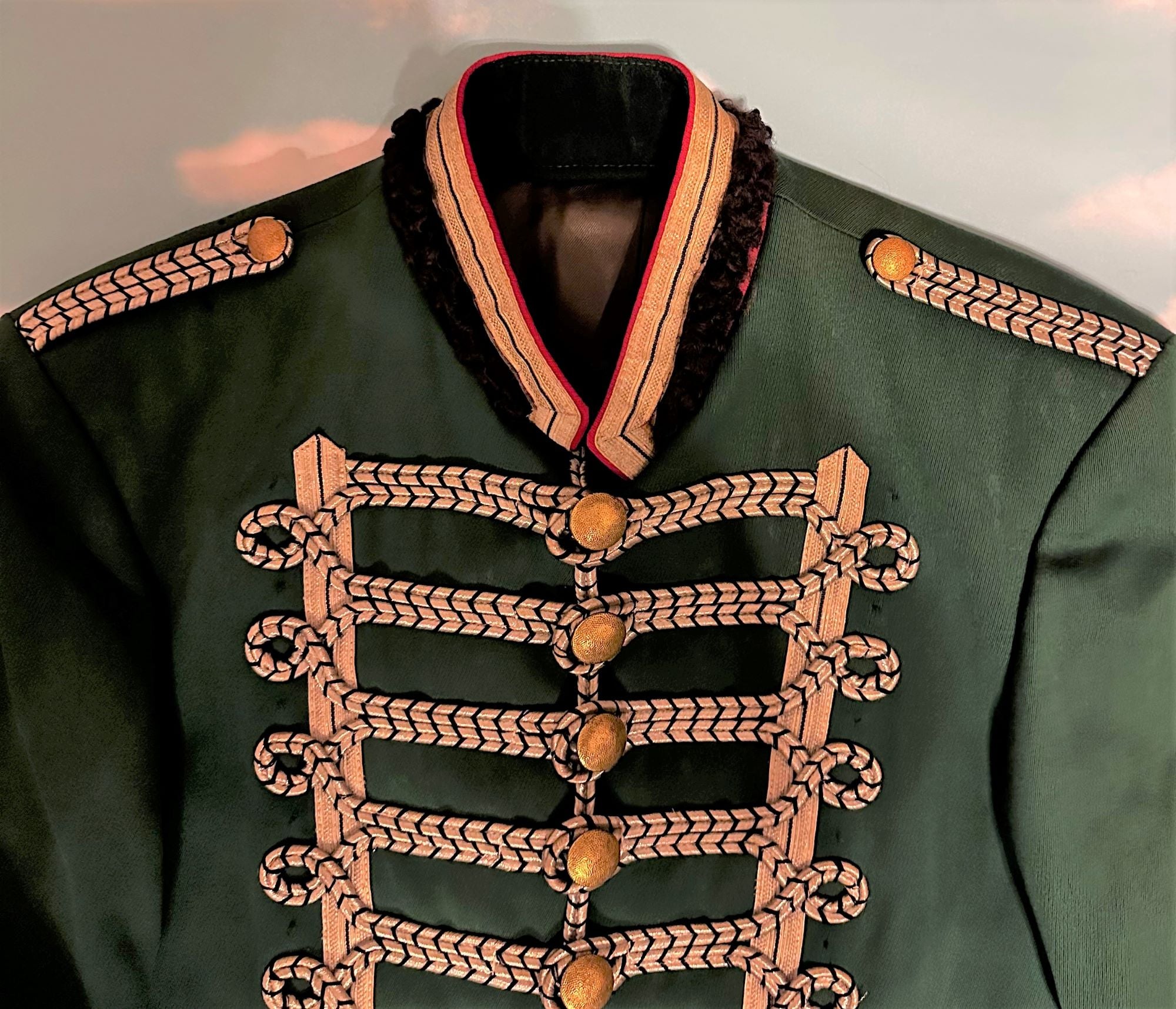 Prussia Officer Pelisse - Leutnant - Husaren-Regiment Nr 6 or 10 - Derrittmeister Militaria Group