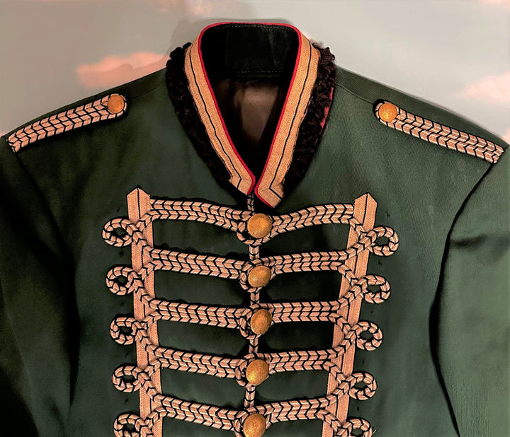 Prussia Officer Pelisse - Leutnant - Husaren-Regiment Nr 6 or 10 - Derrittmeister Militaria Group