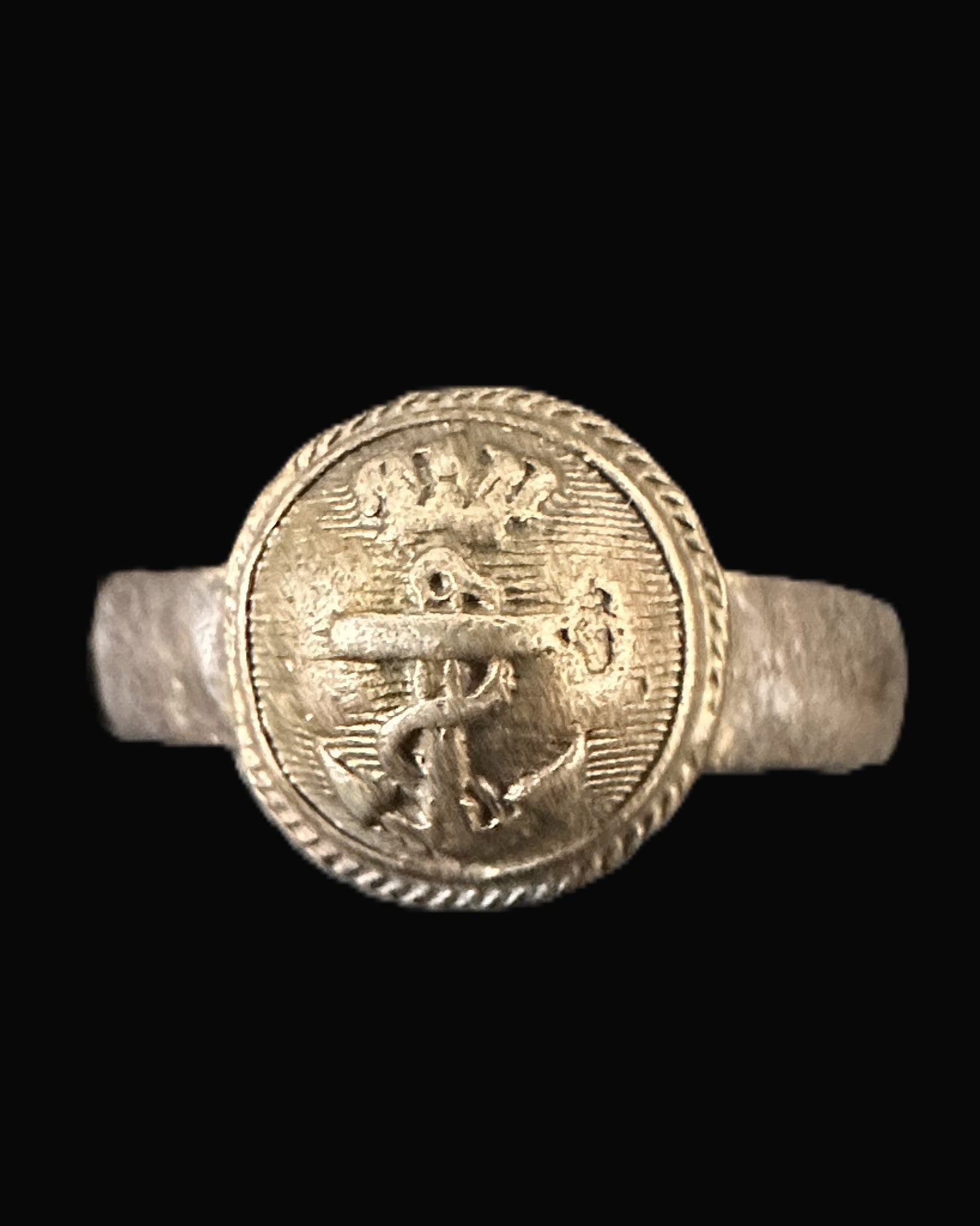 Imperial German Navy trench art ring featuring crowned anchor motif – WWI-era