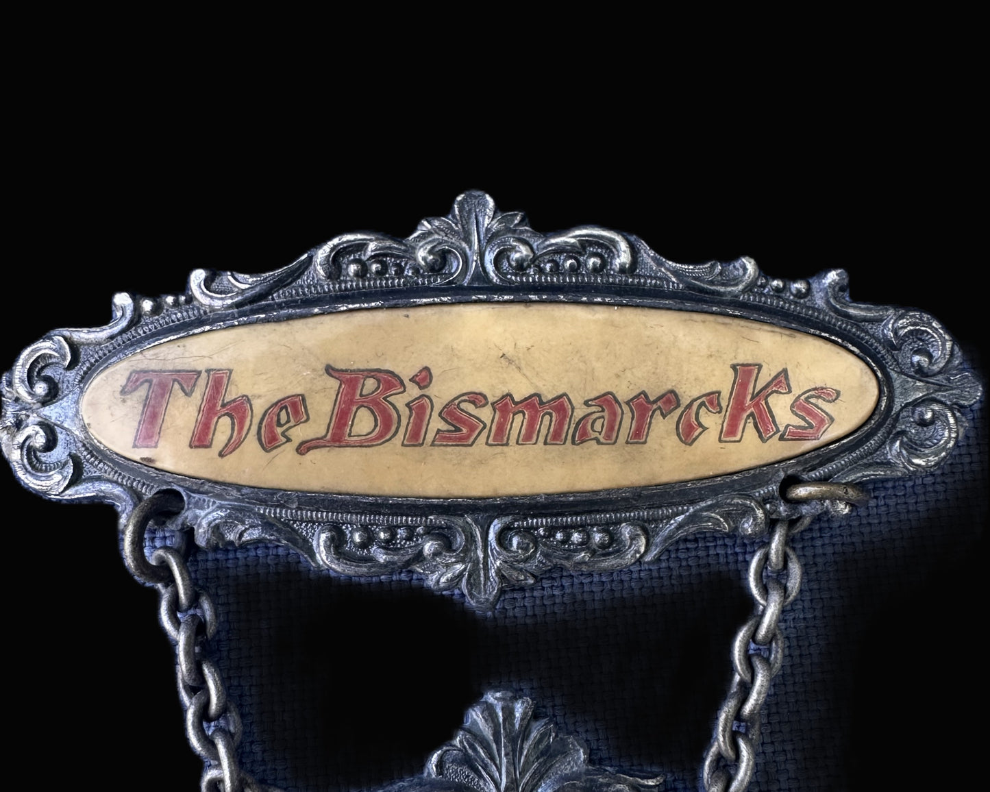 Decorative “The Bismarcks” Commemorative Badge Featuring Otto von Bismarck