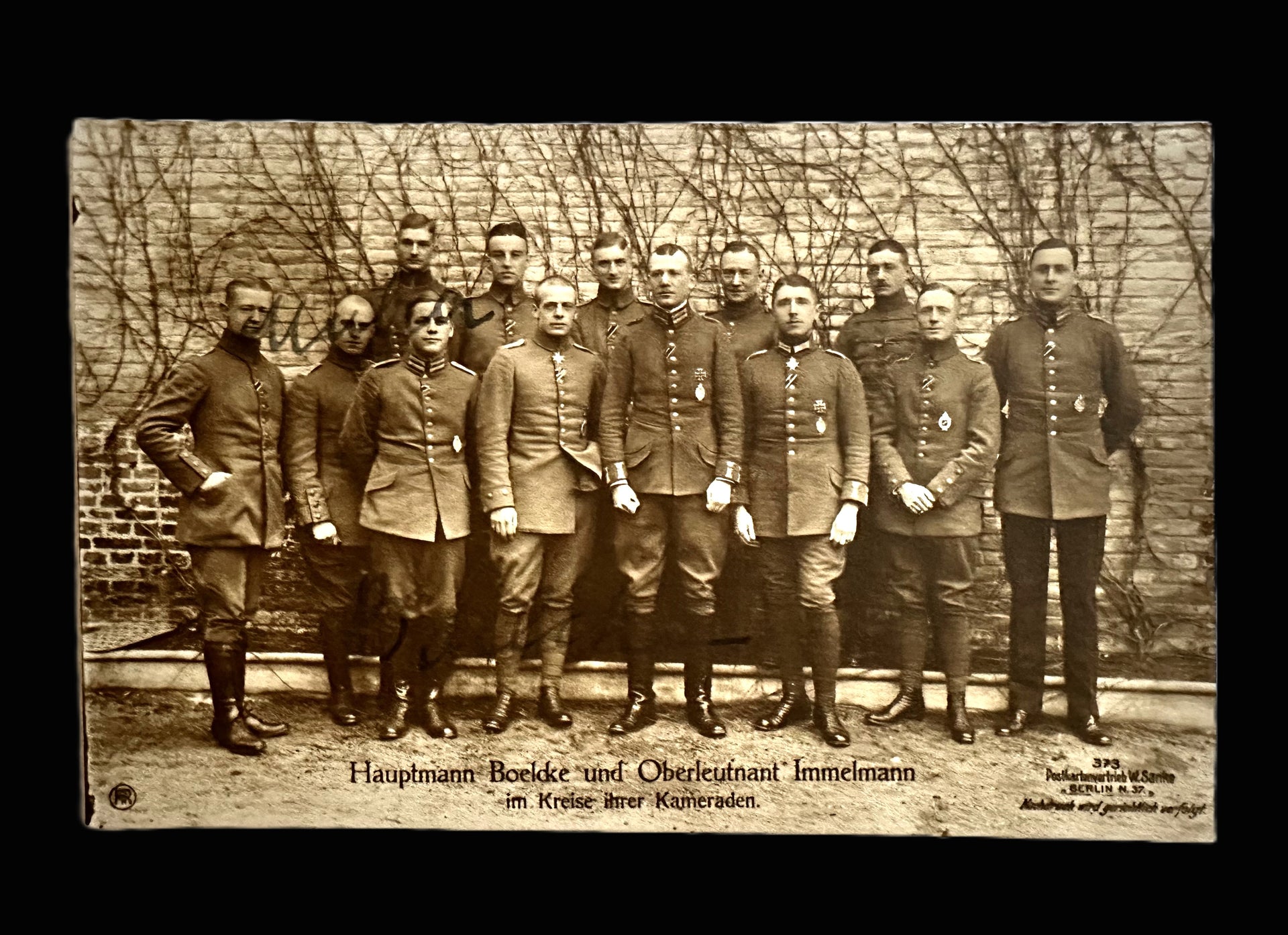 German WWI Fighter Pilot Group Photo – Featuring autograph of Max Ritter von Mulzer, Pour le Mérite Winner