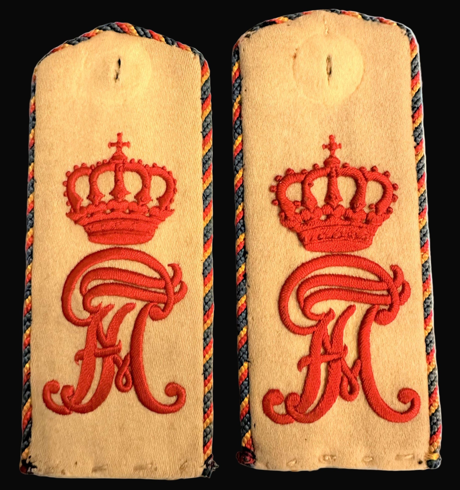 Mecklenburg-Schwerin Shoulder Boards - One-Year Volunteer, Grenadier Regiment Nr. 89 - Derrittmeister Militaria Group