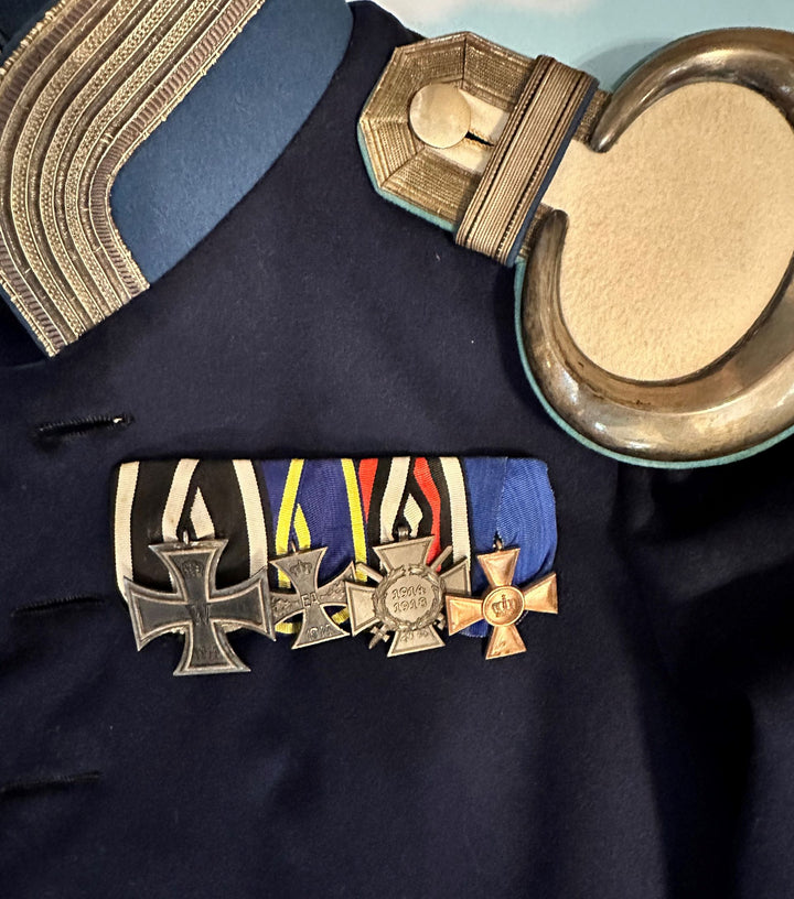 German Waffenrock for a Leutnant in Garde Kurassier Rgt - Derrittmeister Militaria Group