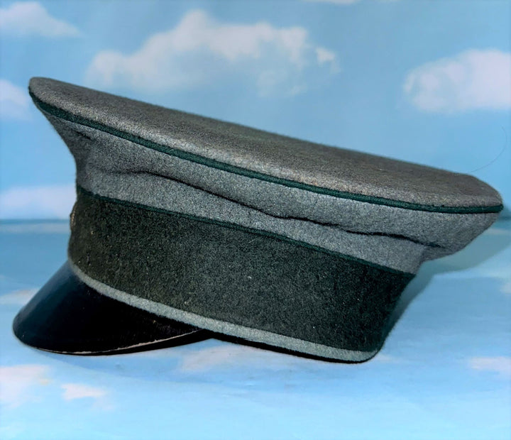Saxon Schirmmütze / Visor Cap for Officer in Jäger-Bataillone in feldgrau - Derrittmeister Militaria Group