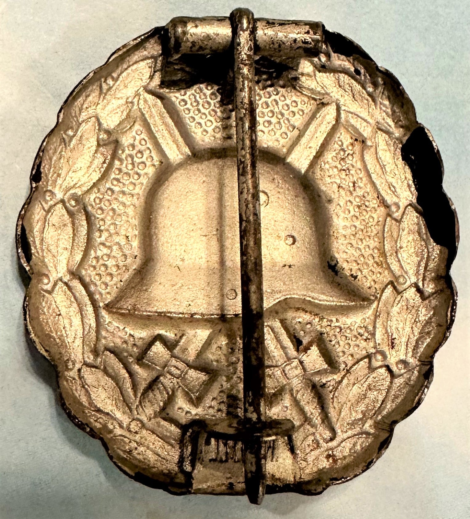 Black German WWI Army Wound Badge - A Badge of Bravery - Derrittmeister Militaria Group