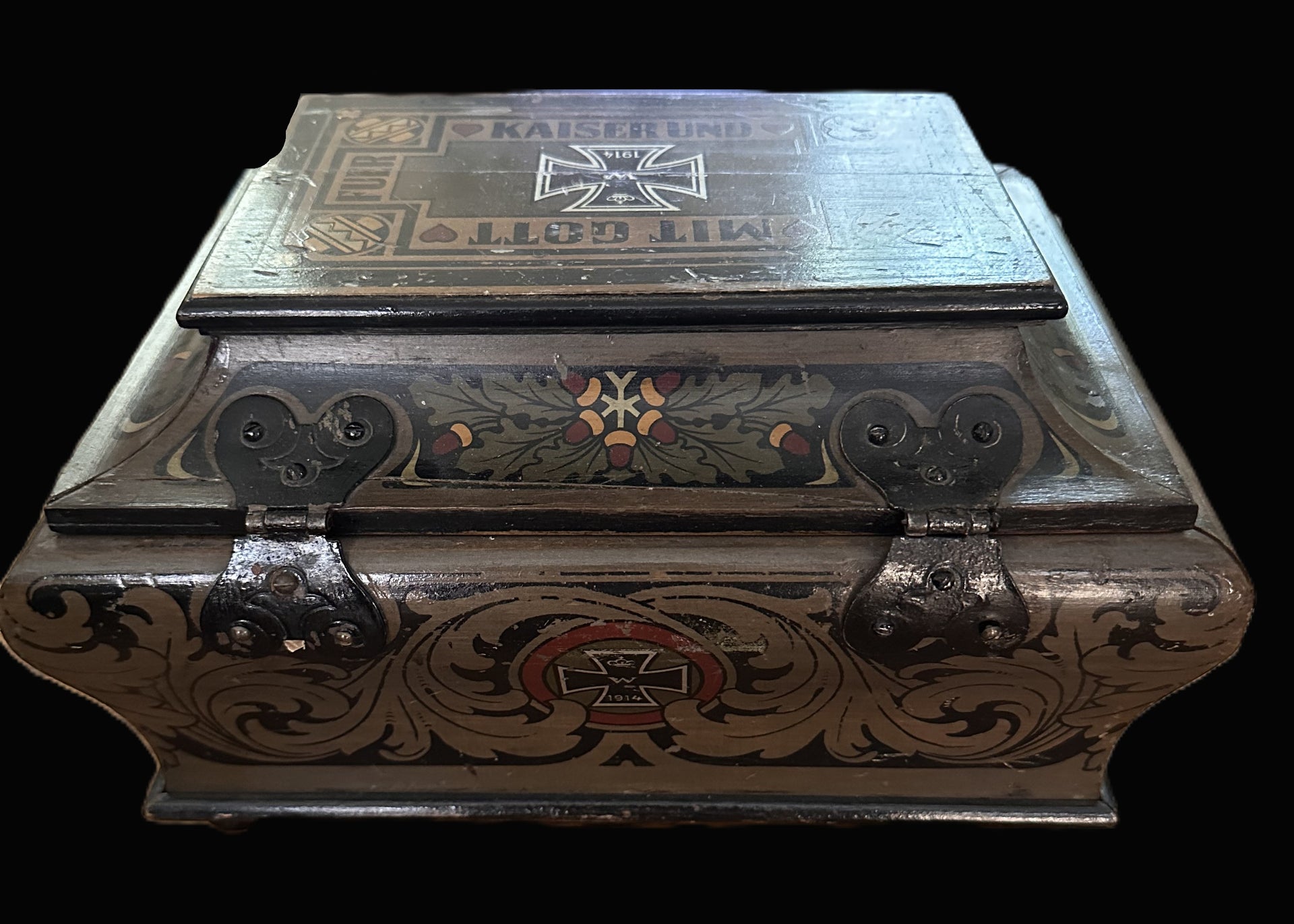 1914 WWI German Patriotic Hand-Painted Wooden Box – “Für Kaiser und Reich” Motif