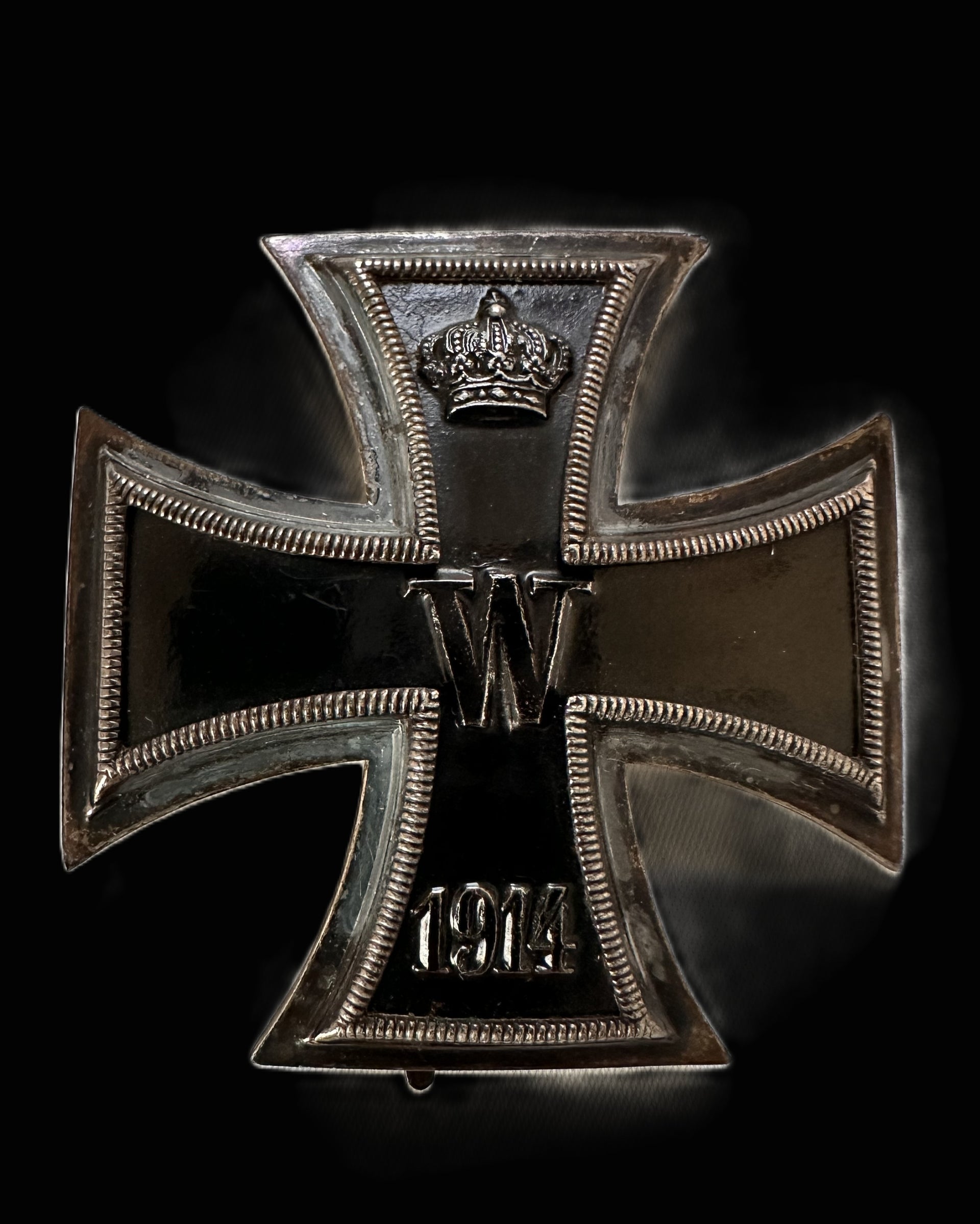 Imperial German Iron Cross 1st Class 1914, Unmarked, Vaulted Core
