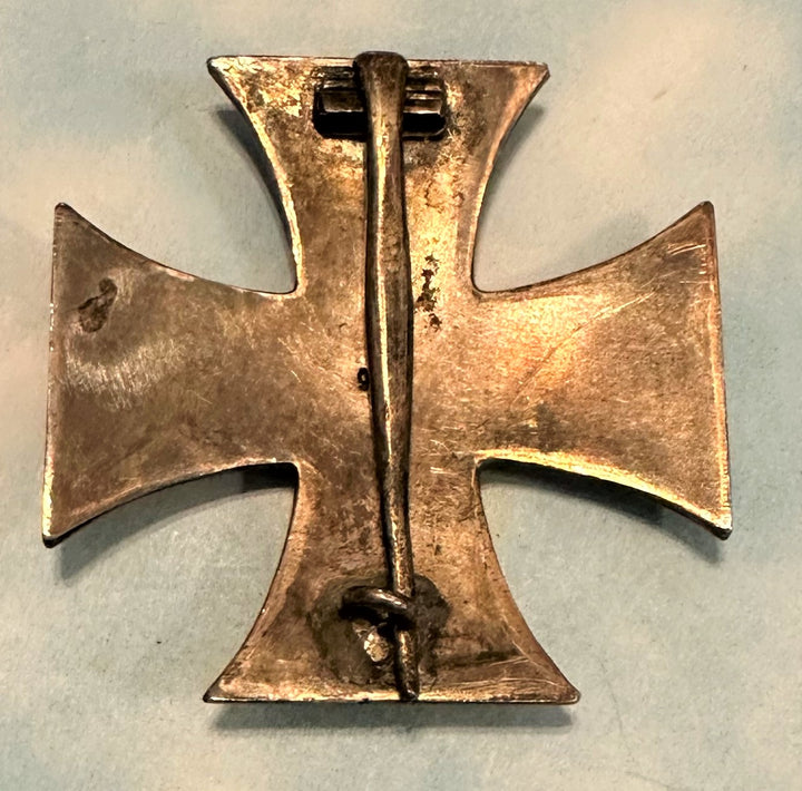 German 1914 Iron Cross 1st Class – Low Vaulted – .850 Silver – in the Original Presentation Case - Derrittmeister Militaria Group