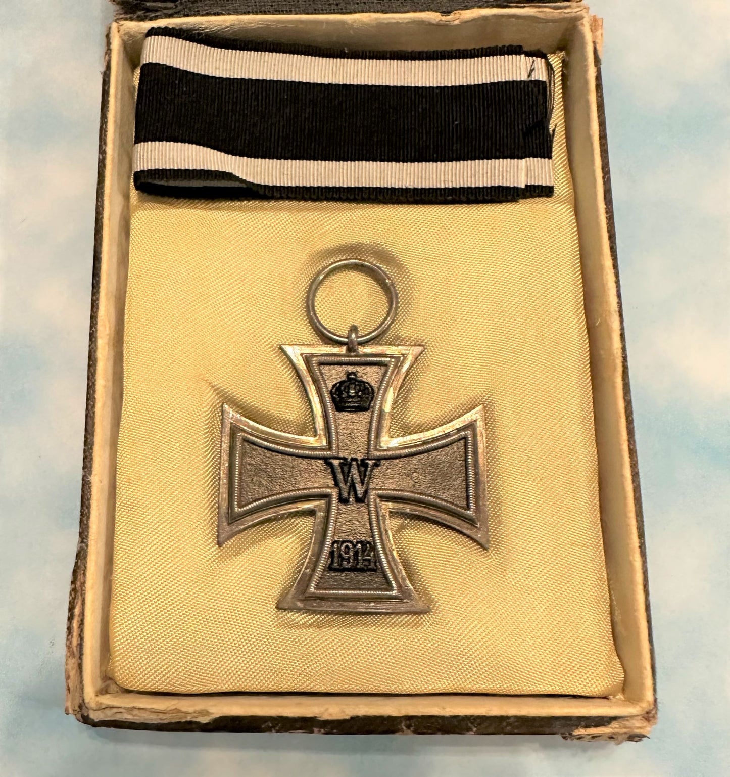 German 1914 Iron Cross 2nd Class in Original Presentation Case - Exceptional Condition - Derrittmeister Militaria Group