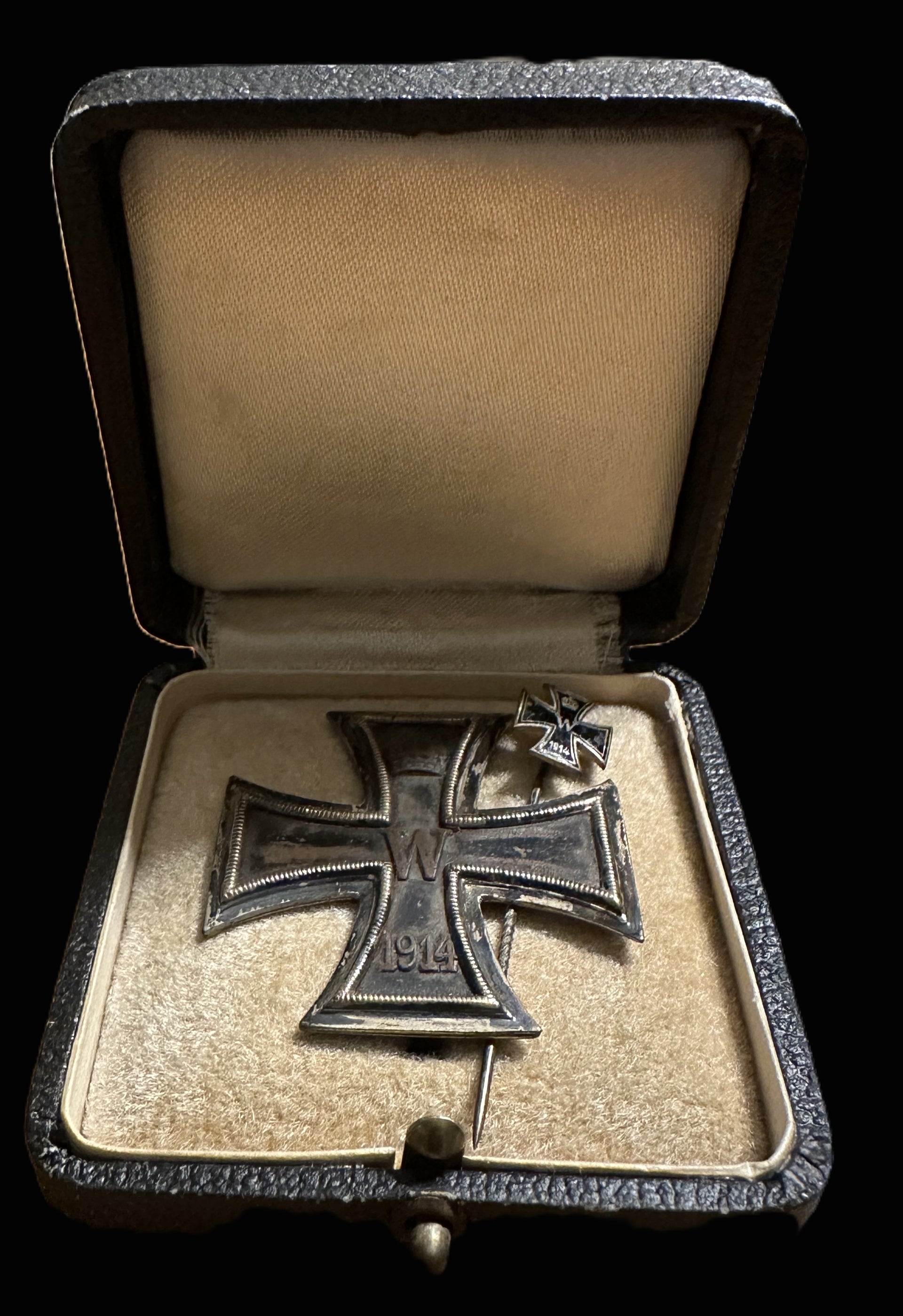 Imperial German WWI Iron Cross 1st Class 1914 Cased w/ Stickpin Miniature Set