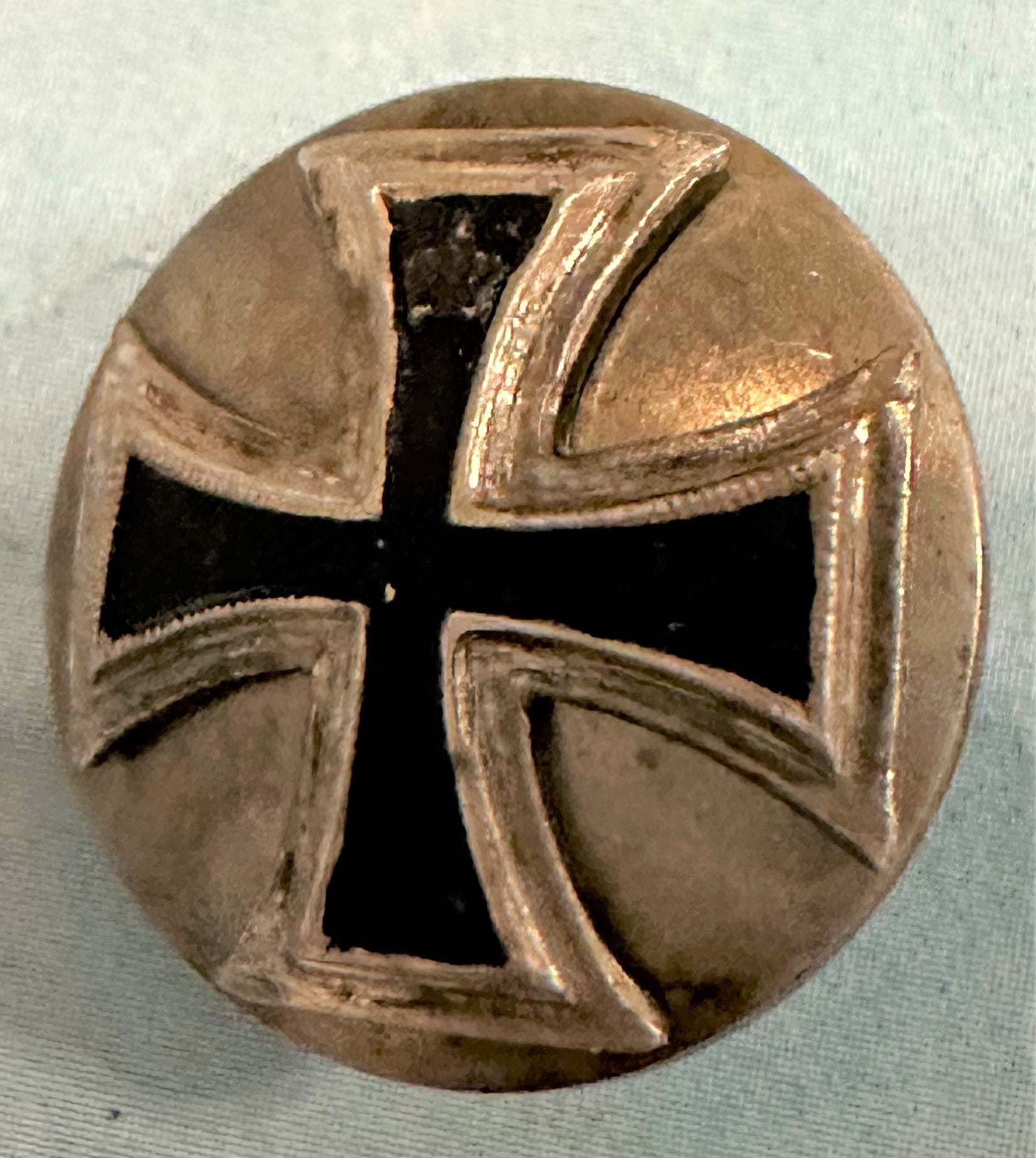 German 1914 Iron Cross 1st Class Miniature - Three-Piece Screwback - .900 - Exquisite Craftsmanship - Derrittmeister Militaria Group