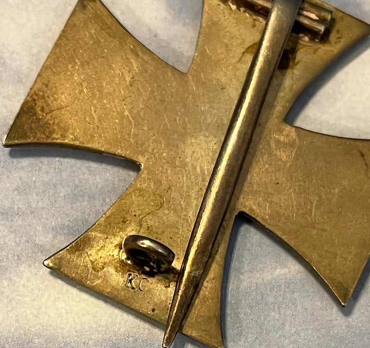 1914 Iron Cross 1st Class in Original Presentation Case and Cardboard Shipping Carton - Named to the Original Recipient - Derrittmeister Militaria Group