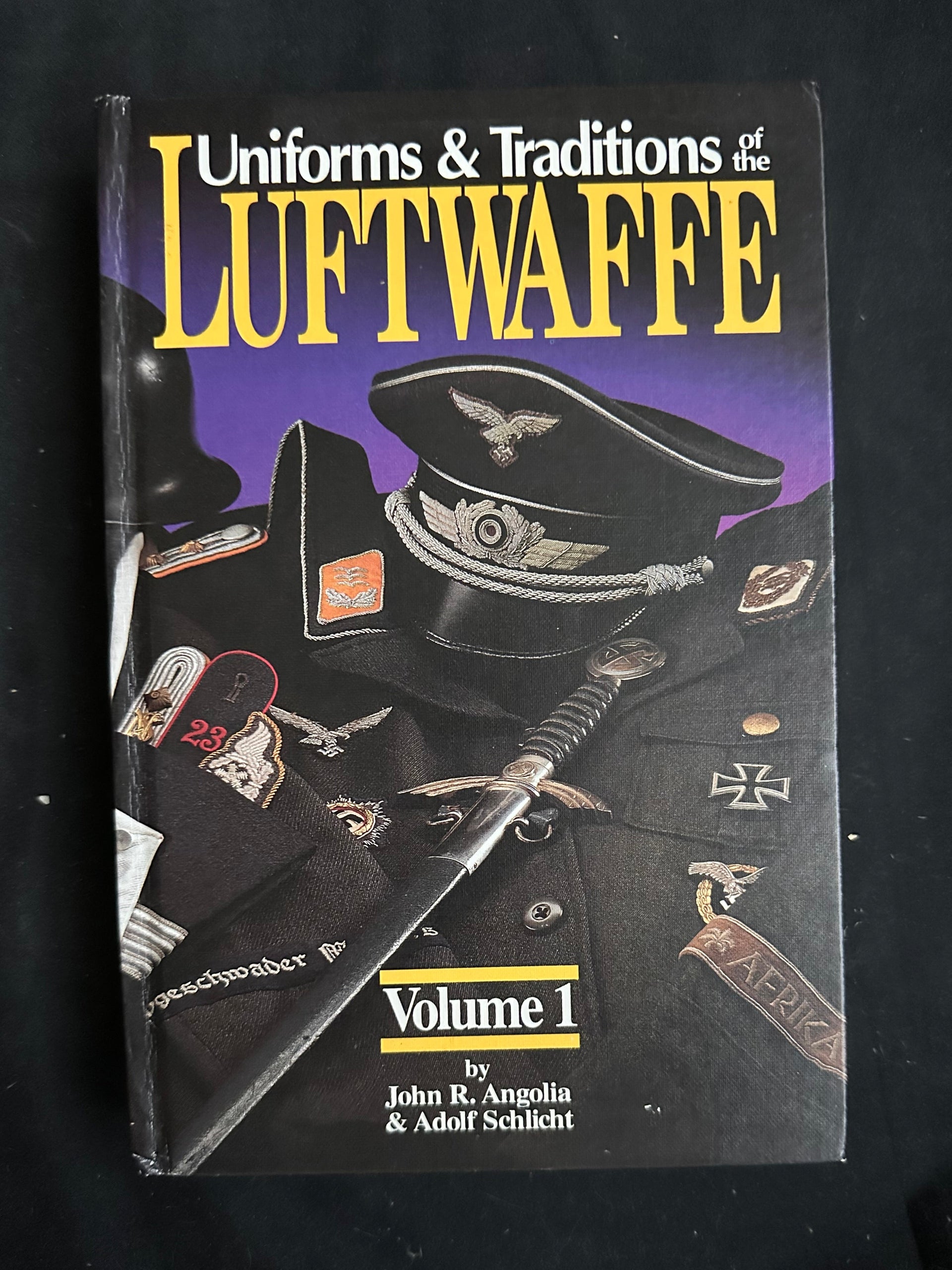 Uniforms & Traditions of the Luftwaffe, Volume 1 – Angolia & Schlicht