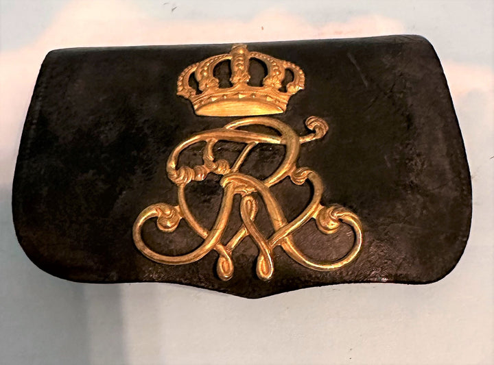 Prussian leather belt and cartridge box once worn by officers of the prestigious 1. Leib-Husaren-Regiment Nr 1 and 2. Leib-Husaren-Regiment Nr 2 - Derrittmeister Militaria Group