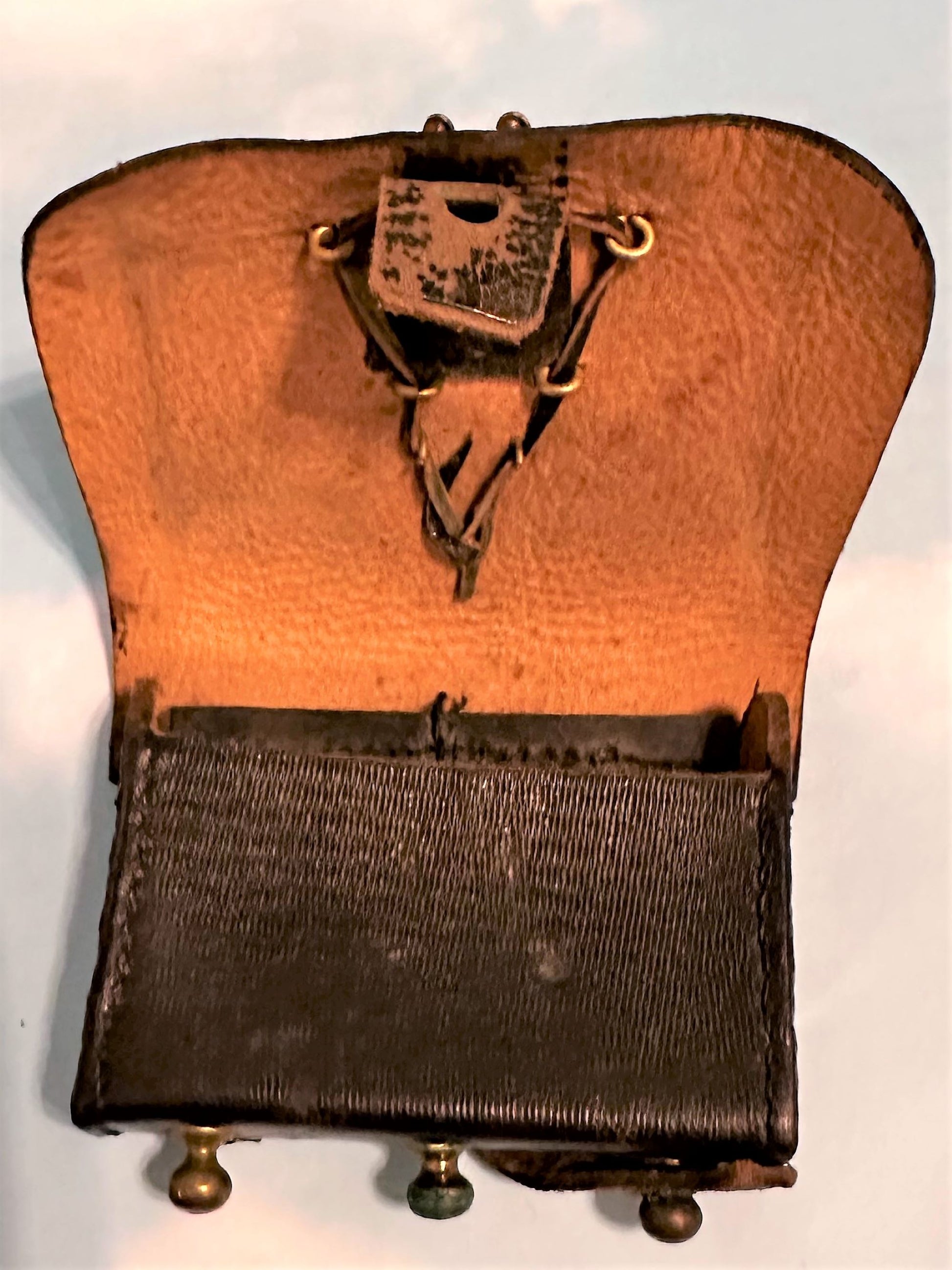 Prussian leather belt and cartridge box once worn by officers of the prestigious 1. Leib-Husaren-Regiment Nr 1 and 2. Leib-Husaren-Regiment Nr 2 - Derrittmeister Militaria Group