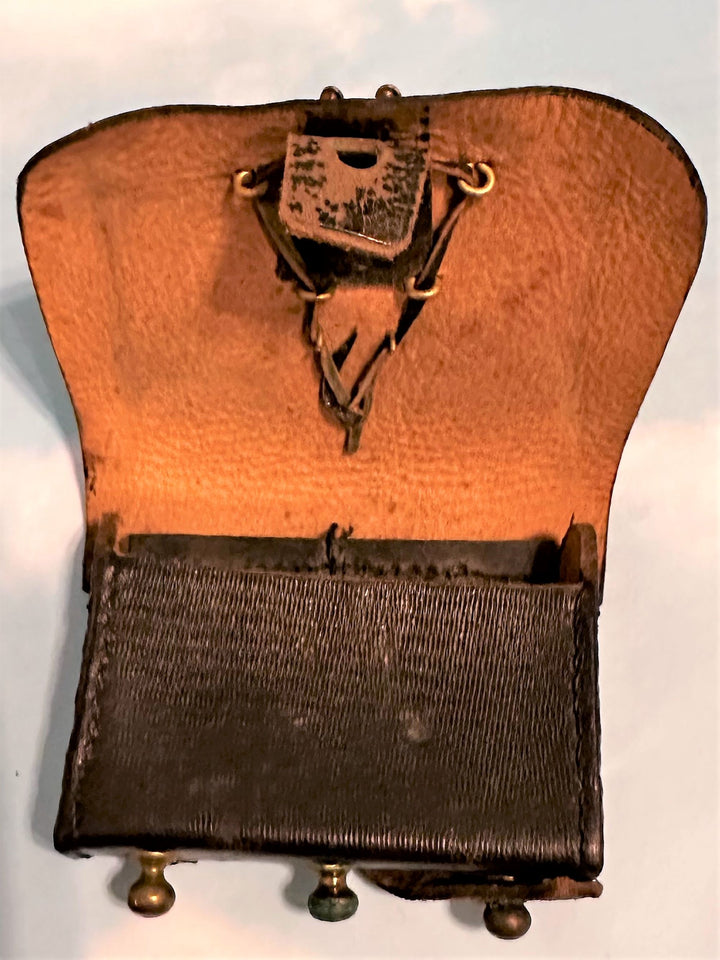 Prussian leather belt and cartridge box once worn by officers of the prestigious 1. Leib-Husaren-Regiment Nr 1 and 2. Leib-Husaren-Regiment Nr 2 - Derrittmeister Militaria Group