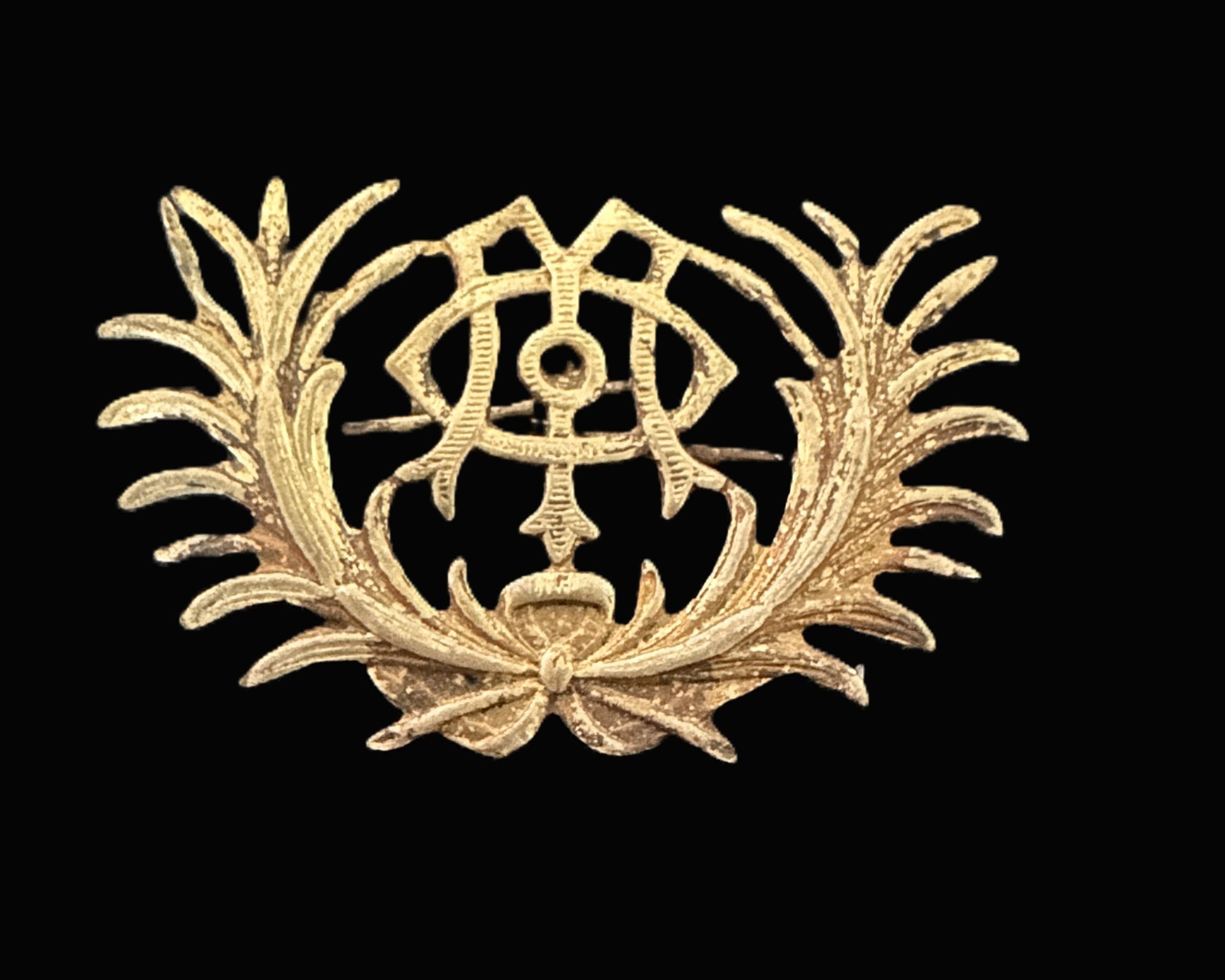 Imperial German Veterans’ Association Badge – Monogram within Wreath