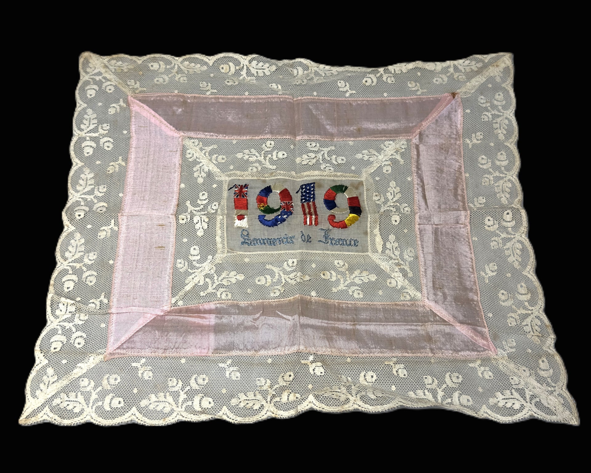 WWI 1919 Souvenir de France Allied Flags Embroidered Lace Textile