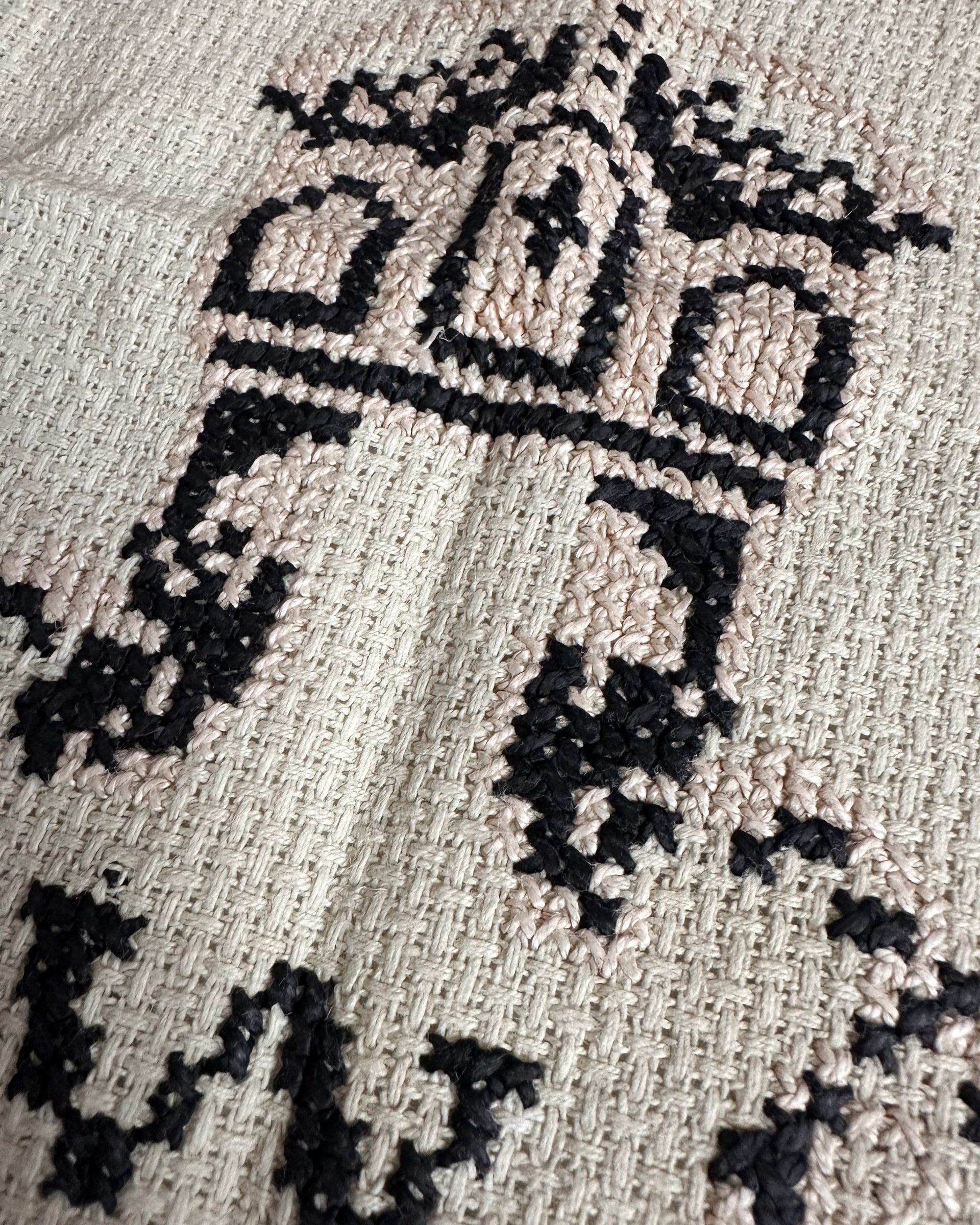 German Patriotic Hand-Embroidered WWI Textile Panel, 1914–1917