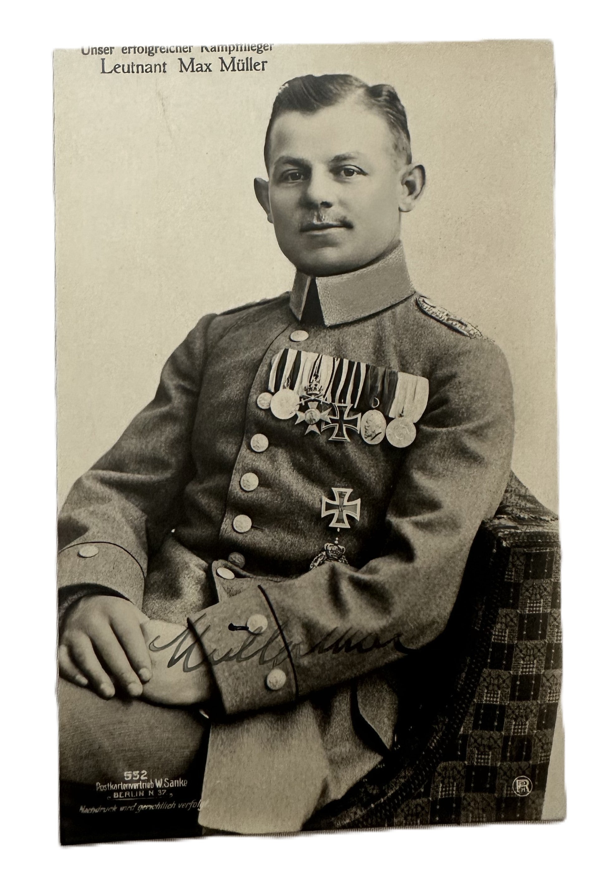 Sanke Card Nr 552 featuring Bavarian Leutnant Max Ritter von Müller, a