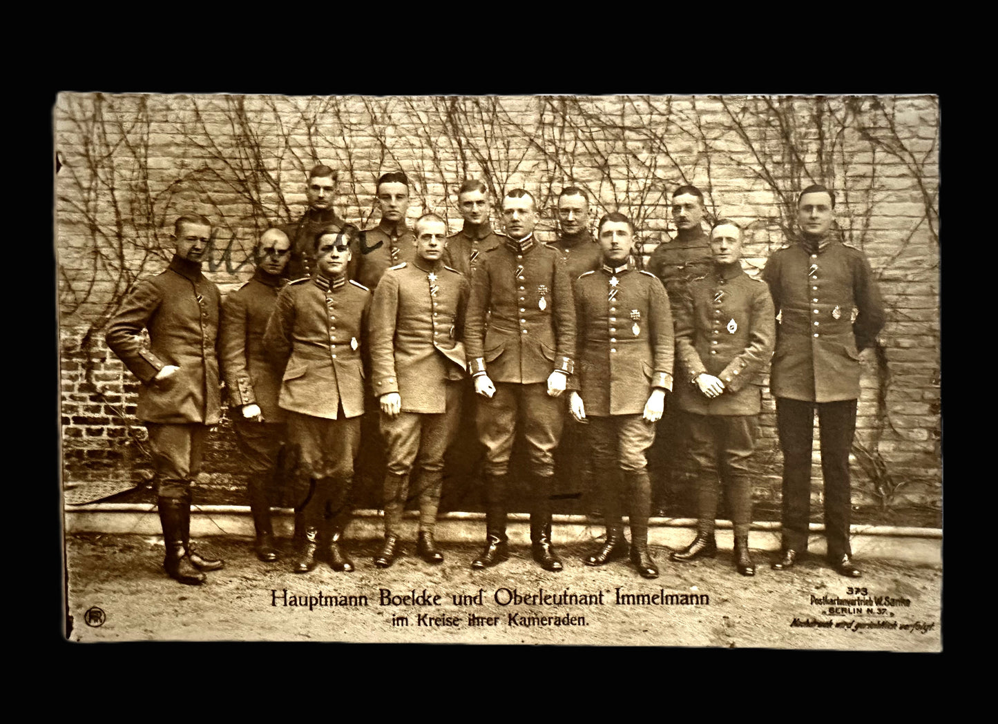 German WWI Fighter Pilot Group Photo – Featuring autograph of Franz Mulzer, Pour le Mérite Winner