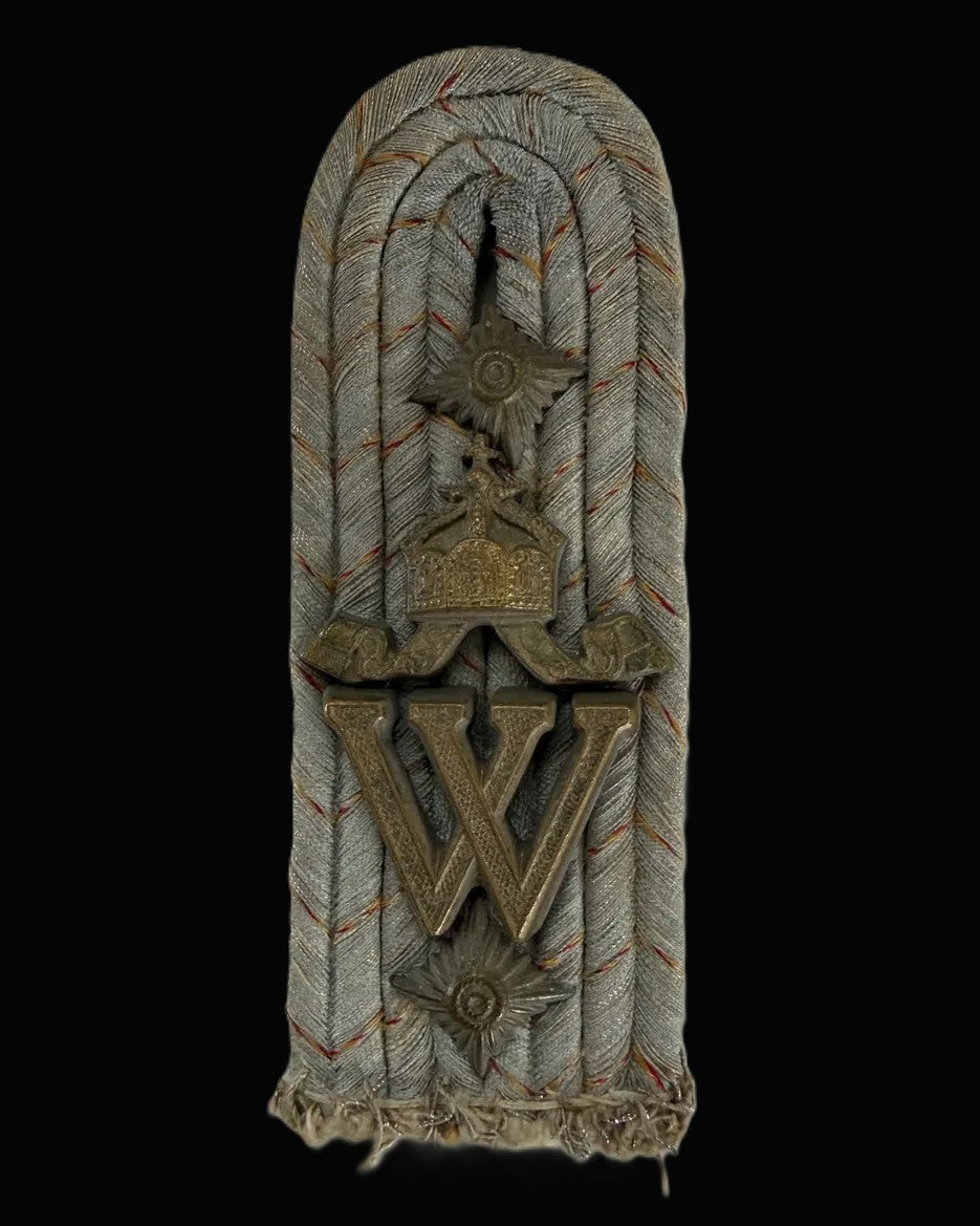Imperial German Mecklenburg Fusilier 90 Kaiser Wilhelm Hauptmann Shoulder Board