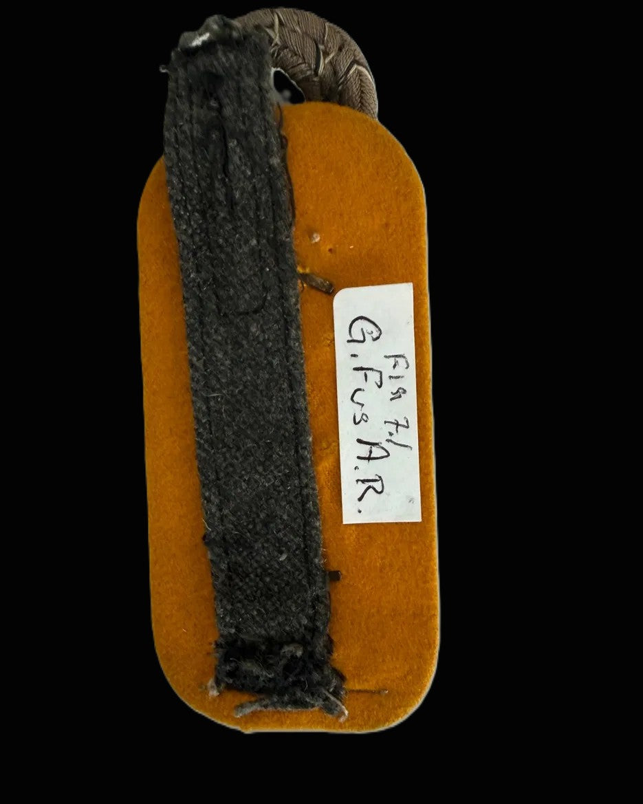 Imperial German Guard Foot Artillery Oberst Feldgrau Shoulder Board Cannons