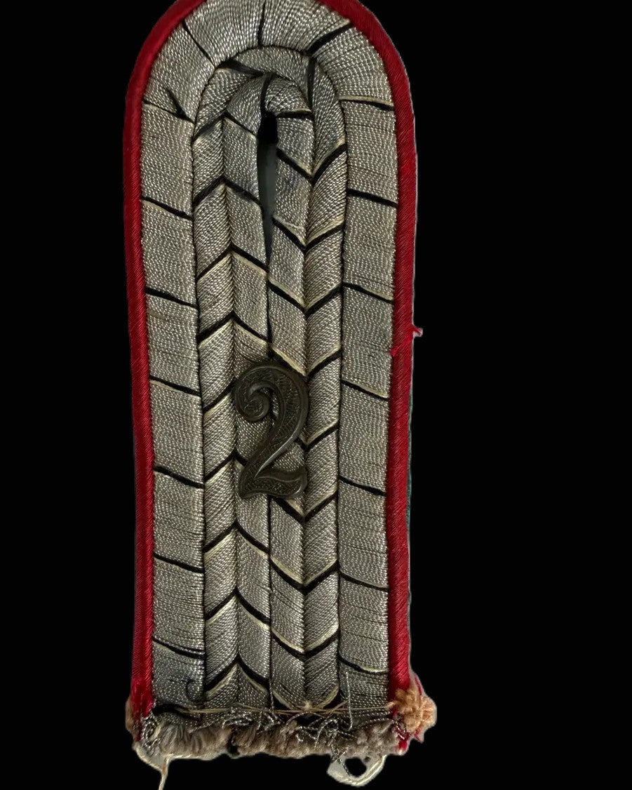 Imperial German Jager zu Pferde 2 Leutnant Feldgrau Numeral Shoulder Board