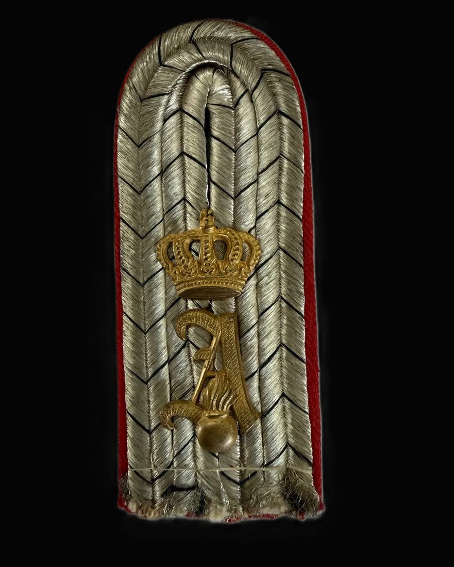 Imperial German Oldenburg Field Artillery 62 Leutnant Shoulder Board Cypher