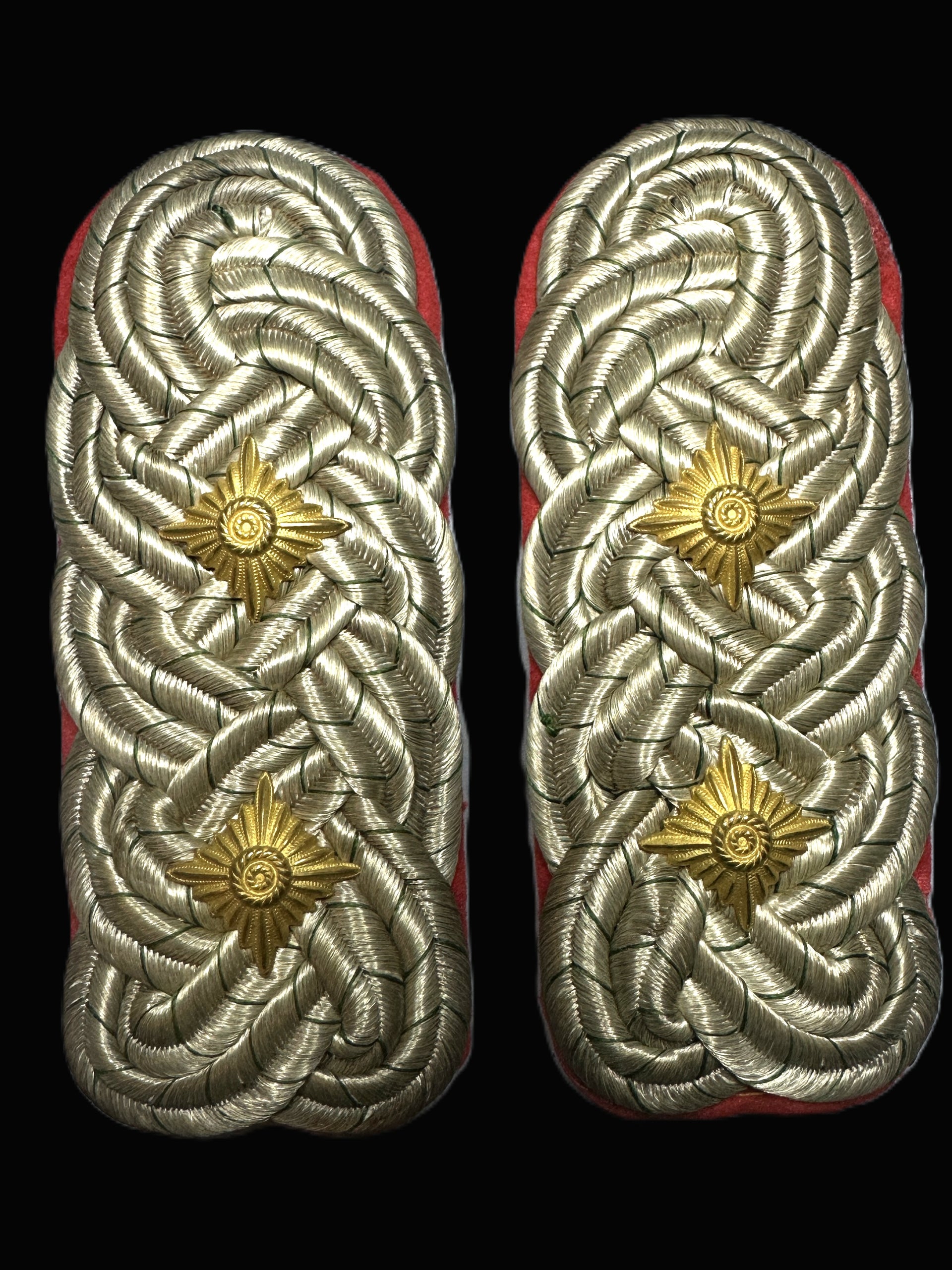 Imperial German Oberst Shoulder Boards Pair Field Officer Red Underlay Bullion