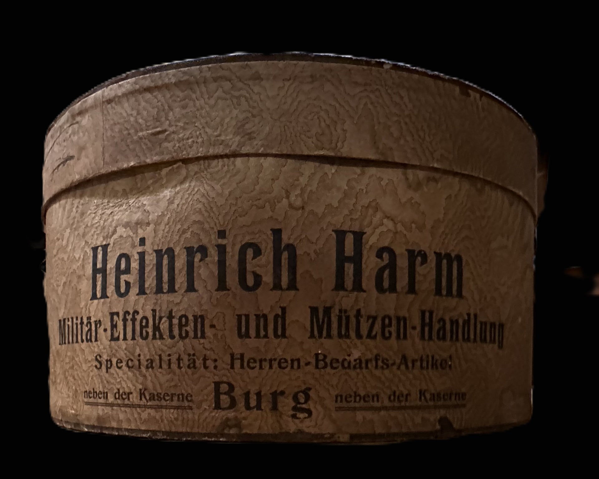 Attributed Prussian Officer’s Graf Kürassier Rgt. 7 Schirmmütze