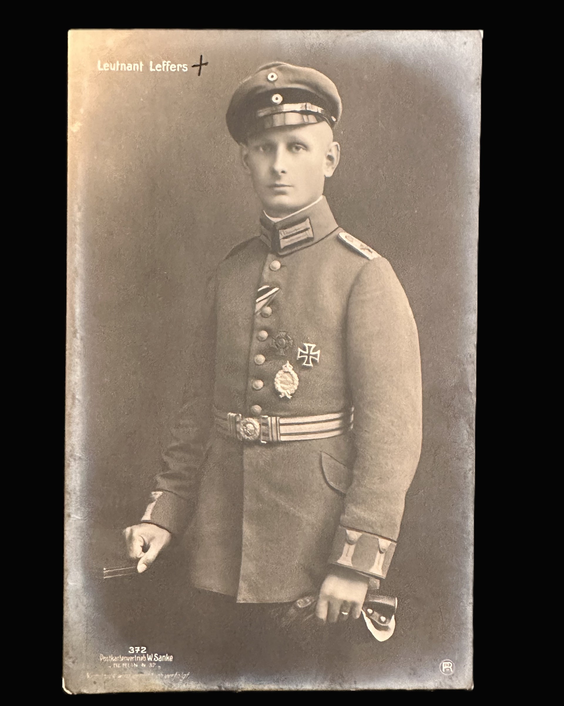 WWI German Sanke Postcard – Leutnant Leffers †, No. 372