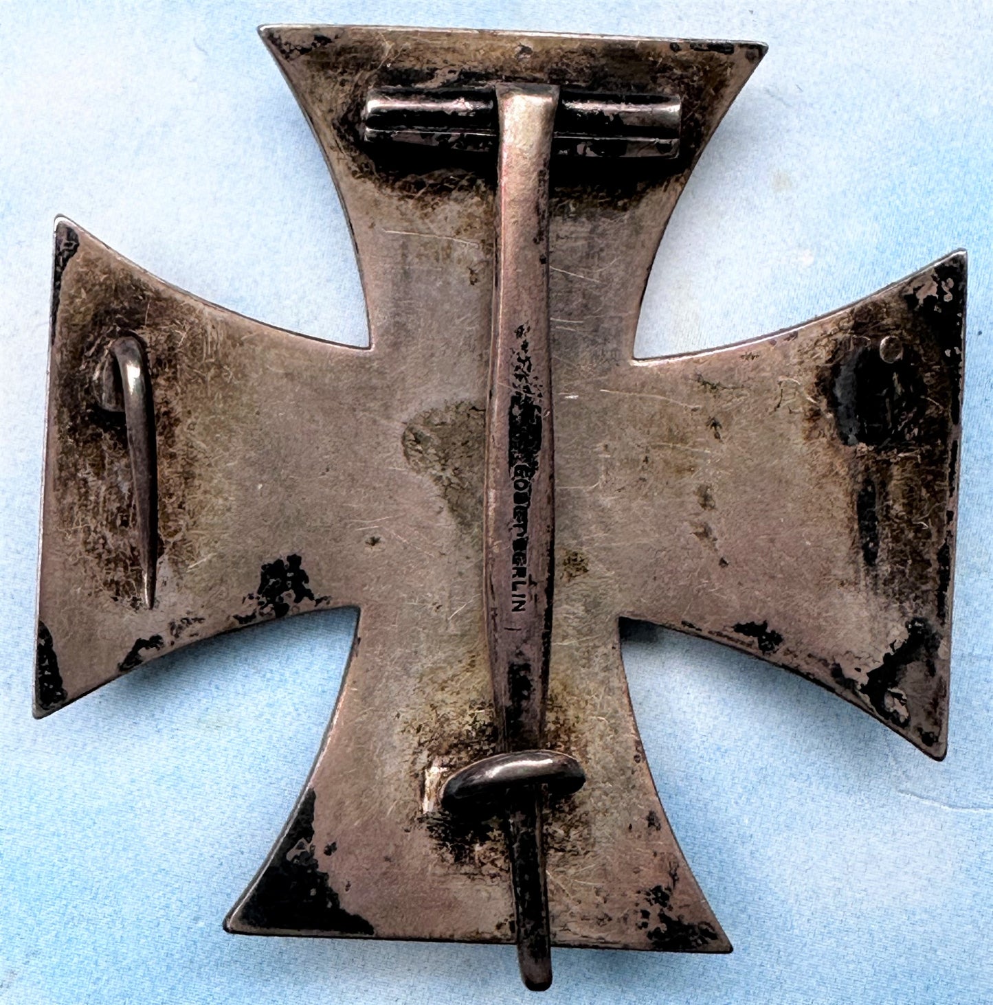 German 1914 Iron Cross 1st Class - J. Godet & Sohn - Vaulted - With Side Hooks - In the Original Presentation Case - Derrittmeister Militaria Group