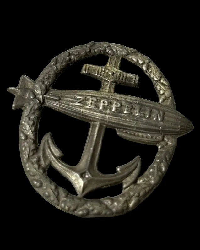 German Zeppelin Airship Cap Badge with Naval Anchor and Oak Leaf Wreath