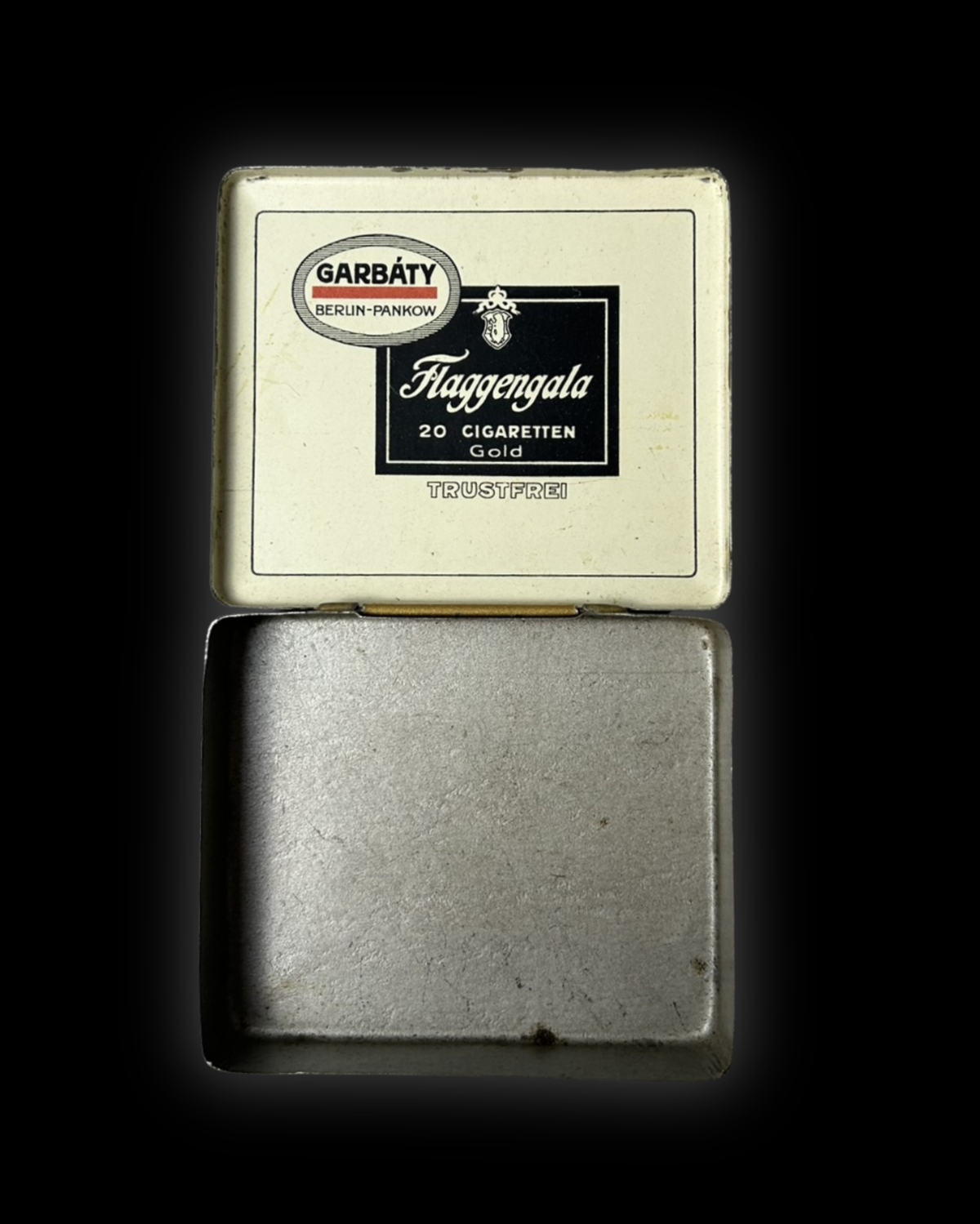 WWI German Garbáty Flaggengala Cigarette Tin, Circa 1915