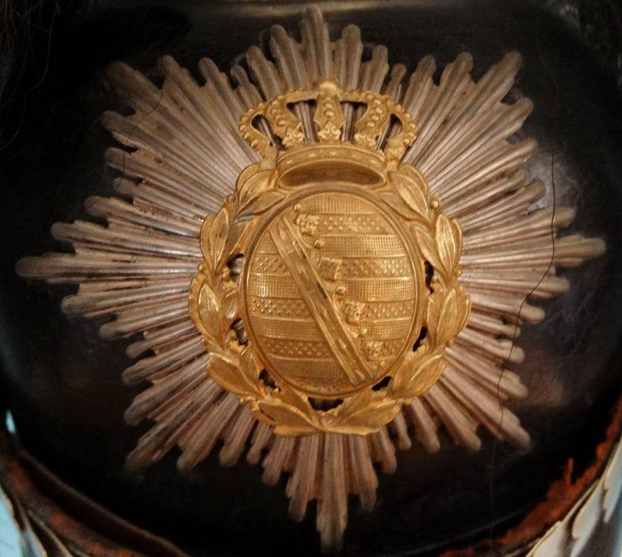 Saxony Pickelhaube / Spiked Helmet with Parade Bush for Officer in KÖNIGL. SÄCHS. 1. Leib-Grenasier-Rgt NR 100 - Derrittmeister Militaria