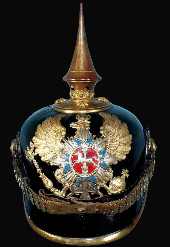 Nautical Replica Hub Middeleeuwse Duitse Leer Pickelhaube Helm Messing Spike met Houten Tribune Nautical Replica Hub Middeleeuwse Duitse Leer Pickelhaube Helm Messing Spike met Houten Tribune