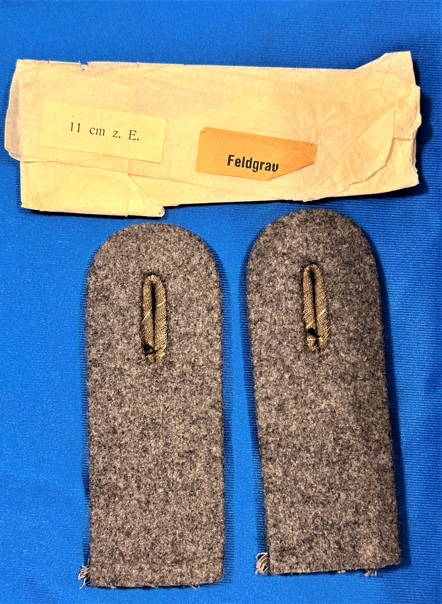 Germany Shoulder Boards for Leutnant in Luftschiffer Bataillione M1915 Feldgrau with original paper - Derrittmeister Militaria Group