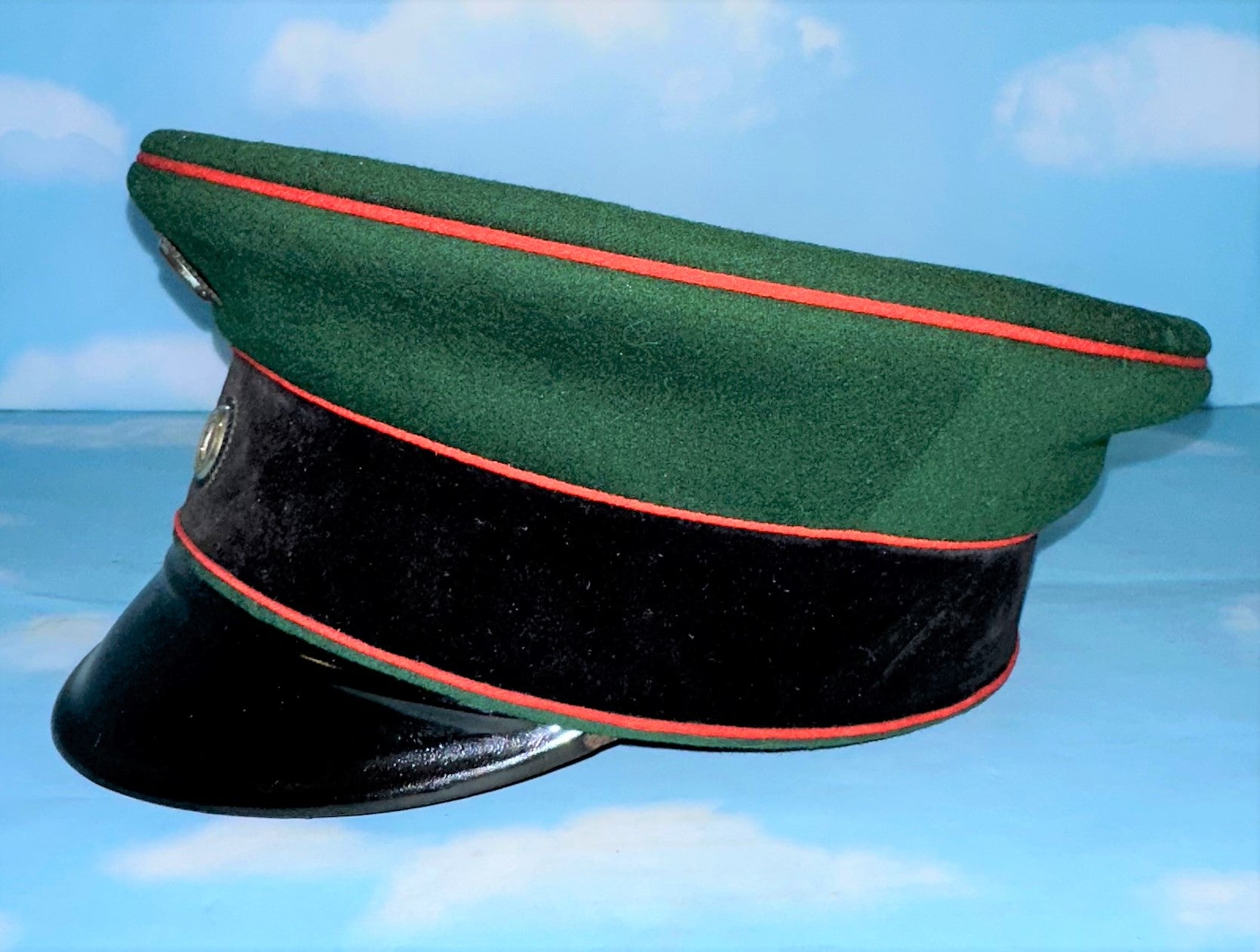 Prussian Schirmmütze / Visor Cap for Officer in Garde-Schützen-Regiment - Derrittmeister Militaria Group