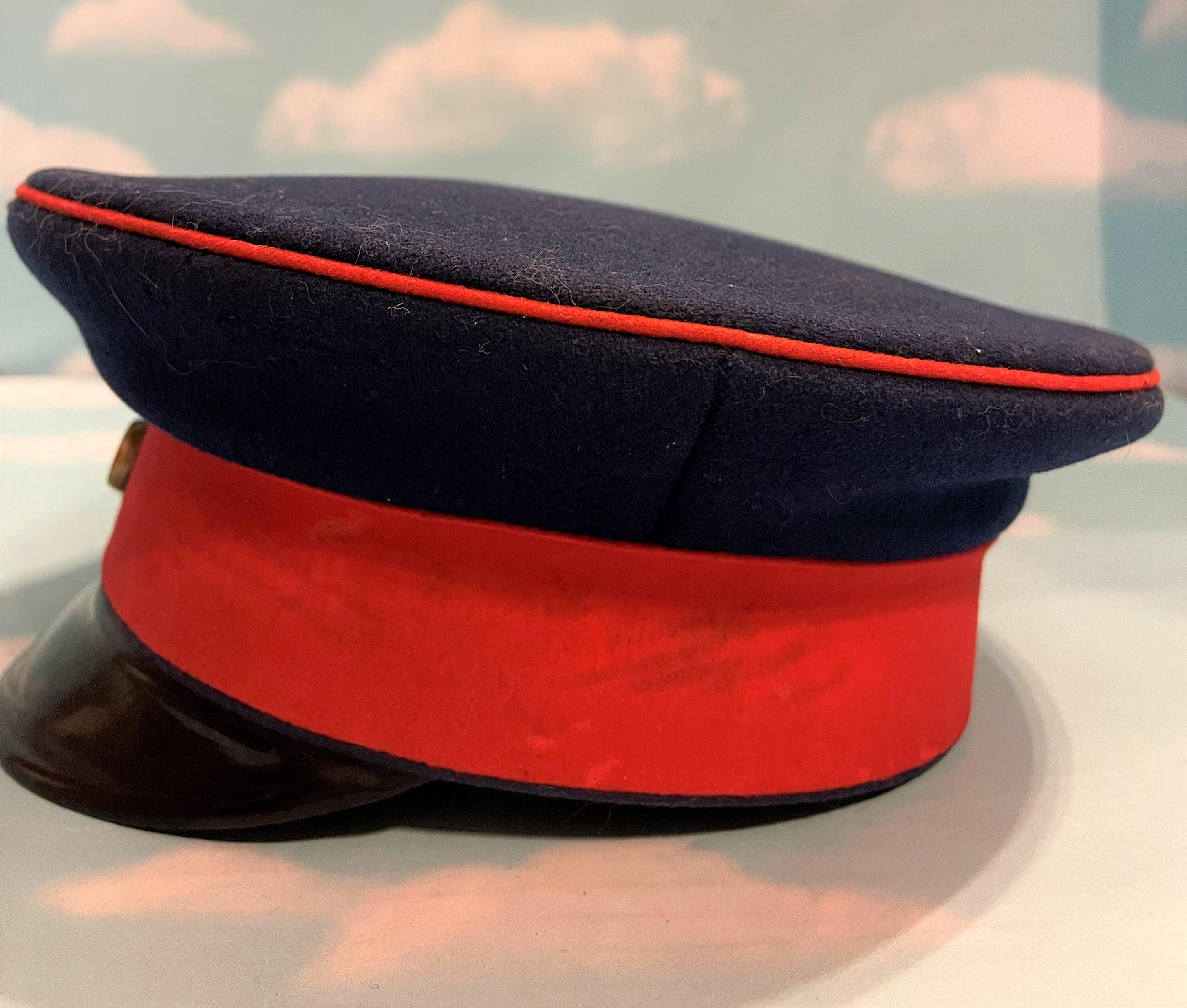 Braunschweig Schirmmutze for Officer in Infanterie Rgt NR 92 - Derrittmeister Militaria