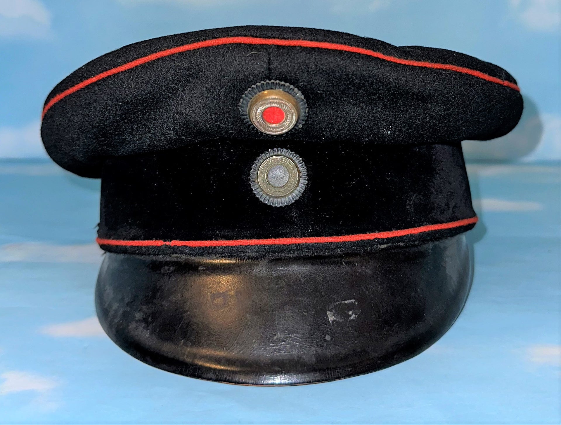 Prussian Schirmmutze / Visor Cap for Officer in Artillerie - Derrittmeister Militaria Group